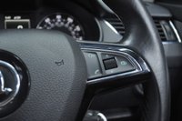 USED 2013 63 SKODA OCTAVIA 2.0 TDI Elegance Hatchback 5dr Diesel Manual Euro 5 (s/s) (150 ps) &pound;20 Road Tax, Satellite Navigation, Cruise Control