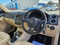 USED 2014 64 VOLKSWAGEN TIGUAN 2.0 TDI BlueMotion Tech Match SUV 5dr Diesel DSG 4WD Euro 5 (s/s) (140 ps) Reverse Camera - Heated Leather Seats - Satellite Navigation