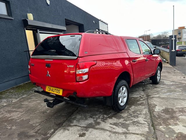 MITSUBISHI L200 2.4 DI-D DC 4Life Pickup Double Cab 4dr Diesel Manual 4WD Euro 6 (s/s) (154 ps) - Photo 4