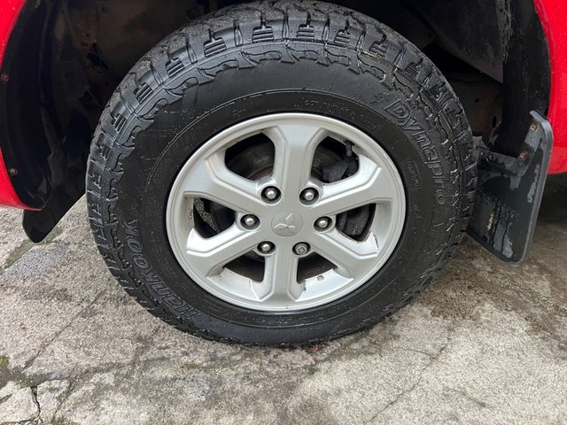 MITSUBISHI L200 2.4 DI-D DC 4Life Pickup Double Cab 4dr Diesel Manual 4WD Euro 6 (s/s) (154 ps) - Photo 11