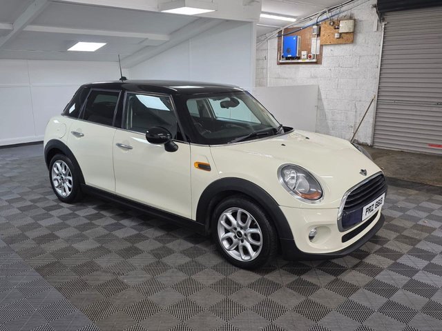 2017 MINI HATCH 1.5 Cooper D Hatchback 5dr Diesel Manual Euro 6 (s/s) (116 ps) - Photo 2