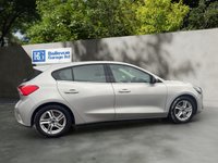 USED 2020 70 FORD FOCUS 1.0T EcoBoost Zetec Hatchback 5dr Petrol Manual Euro 6 (s/s) (100 ps) 