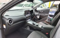 USED 2021 71 HYUNDAI KONA 64kWh Premium SUV 5dr Electric Auto (10.5kW Charger) (204 ps) SAT NAV REAR VIEW CAMERA CRUISE CONTROL PARKING SENSORS LOW MILEAGE 1 OWNER WARRANTY
