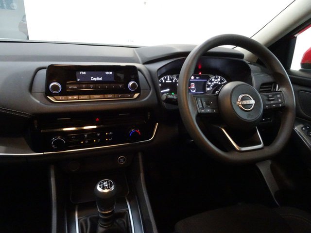 2022 NISSAN QASHQAI 1.3 DIG-T MHEV Visia SUV 5dr Petrol Hybrid Manual Euro 6 (s/s) (140 ps) - Photo 9