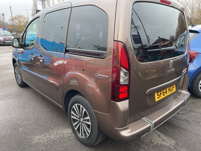 2014 Peugeot Partner Tepee 1.6L Tepee S 5dr - Photo 2