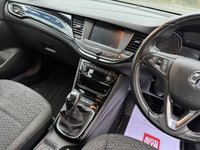 USED 2017 17 VAUXHALL ASTRA 1.4i SRi Hatchback 5dr Petrol Manual Euro 6 (100 ps) APPLE CAR PLAY, BLUETOOTH, AUTO LIGHTS AND WIPERS