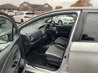 USED 2019 P TOYOTA YARIS 1.5 VVT-i Y20 Hatchback 5dr Petrol Manual Euro 6 (111 ps) Nav Camera Cruise DAB