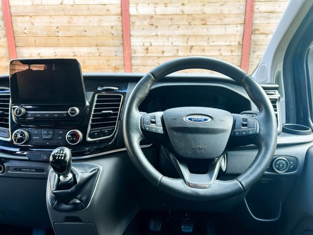 View our FORD TOURNEO CUSTOM
