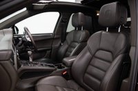 USED 2018 P PORSCHE MACAN 2.0T SUV  