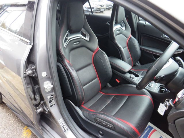 2015 MERCEDES-BENZ A-CLASS 2.0 A45 AMG Hatchback 5dr Petrol SpdS DCT 4MATIC Euro 6 (s/s) (360 ps) - Photo 5