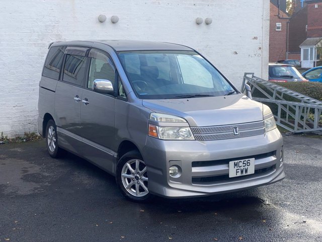 2020 Toyota Voxy/noah