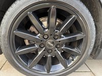 USED 2020 70 MINI HATCH 1.5 Cooper Exclusive Hatchback 5dr Petrol Steptronic Euro 6 (s/s) (136 ps) REAR CAMERA | BLACK GLOSS ALLOYS