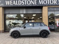 USED 2020 70 MINI HATCH 1.5 Cooper Exclusive Hatchback 5dr Petrol Steptronic Euro 6 (s/s) (136 ps) REAR CAMERA | BLACK GLOSS ALLOYS