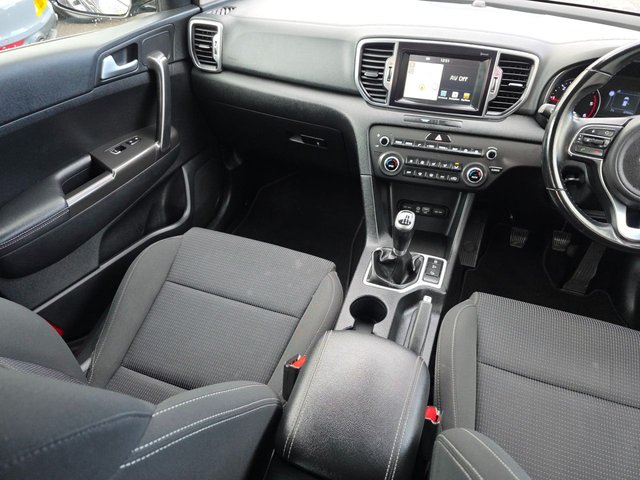 2017 KIA SPORTAGE 1.7 CRDi 2 SUV 5dr Diesel Manual Euro 6 (s/s) (114 bhp) - Photo 8