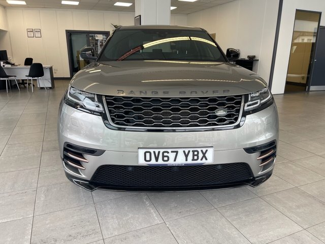 View our LAND ROVER RANGE ROVER VELAR