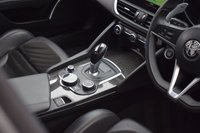 USED 2019 69 ALFA ROMEO GIULIA 2.0T Veloce Ti Saloon 4dr Petrol Auto Euro 6 (s/s) (280 ps) CARBON EXTERIOR / FULL HISTORY