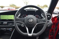 USED 2019 69 ALFA ROMEO GIULIA 2.0T Veloce Ti Saloon 4dr Petrol Auto Euro 6 (s/s) (280 ps) CARBON EXTERIOR / FULL HISTORY