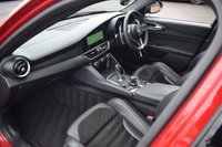 USED 2019 69 ALFA ROMEO GIULIA 2.0T Veloce Ti Saloon 4dr Petrol Auto Euro 6 (s/s) (280 ps) CARBON EXTERIOR / FULL HISTORY