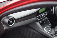 USED 2019 69 ALFA ROMEO GIULIA 2.0T Veloce Ti Saloon 4dr Petrol Auto Euro 6 (s/s) (280 ps) CARBON EXTERIOR / FULL HISTORY