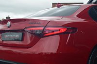 USED 2019 69 ALFA ROMEO GIULIA 2.0T Veloce Ti Saloon 4dr Petrol Auto Euro 6 (s/s) (280 ps) CARBON EXTERIOR / FULL HISTORY