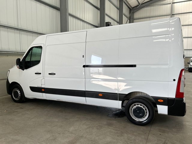 2022 RENAULT MASTER - Photo 9