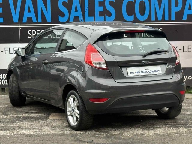 2017 FORD FIESTA - Photo 4