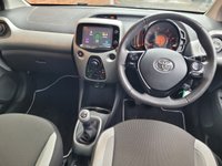 USED 2014 14 TOYOTA AYGO 1.0 VVT-i x-play Hatchback 3dr Petrol Manual Euro 5 Euro 5 (68 ps) LOW MILES - REAR CAMERA -  DAB RADIO