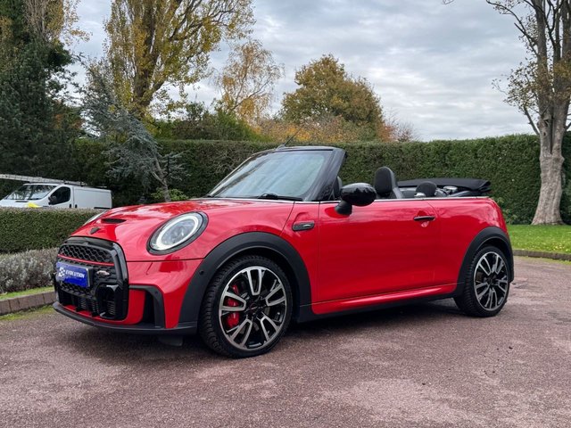 View our MINI CONVERTIBLE
