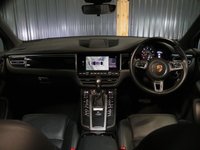 USED 2020 70 PORSCHE MACAN 3.0T V6 S SUV 5dr Petrol PDK 4WD Euro 6 (s/s) (354 ps) PANORAMIC ROOF, SPORTS EXHAUST, LANE DEPARTURE, BRAKE ASSIST, MEMORY SEATS, 360 CAMERA, CARPLAY AND MORE