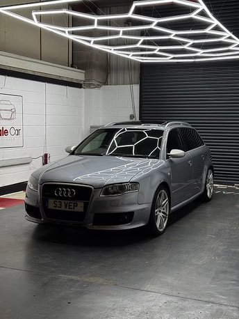 View our AUDI RS4 AVANT