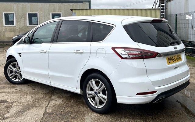 2016 FORD S-MAX 2.0 TDCi Titanium MPV 5dr Diesel Manual Euro 6 (s/s) (180 ps) - Photo 5