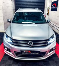 USED 2014 64 VOLKSWAGEN TIGUAN 2.0 TDI BlueMotion Tech R-Line SUV 5dr Diesel DSG 4WD Euro 5 (s/s) (Nav) (177 ps) 