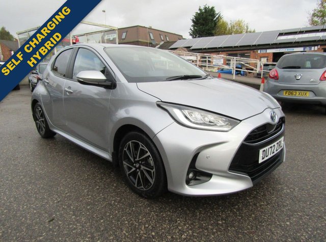 2022 YARIS 1.5 VVT H DESIGN HATCHBACK 5DR PETROL HYBRID E CVT EURO 6... photo