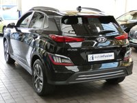 USED 2022 22 HYUNDAI KONA 64kWh Premium SUV 5dr Electric Auto (10.5kW Charger) (204 ps) SAT NAV HEATED SEATS CAMERA