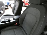 USED 2022 22 HYUNDAI KONA 64kWh Premium SUV 5dr Electric Auto (10.5kW Charger) (204 ps) SAT NAV HEATED SEATS CAMERA