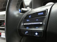 USED 2022 22 HYUNDAI KONA 64kWh Premium SUV 5dr Electric Auto (10.5kW Charger) (204 ps) SAT NAV HEATED SEATS CAMERA