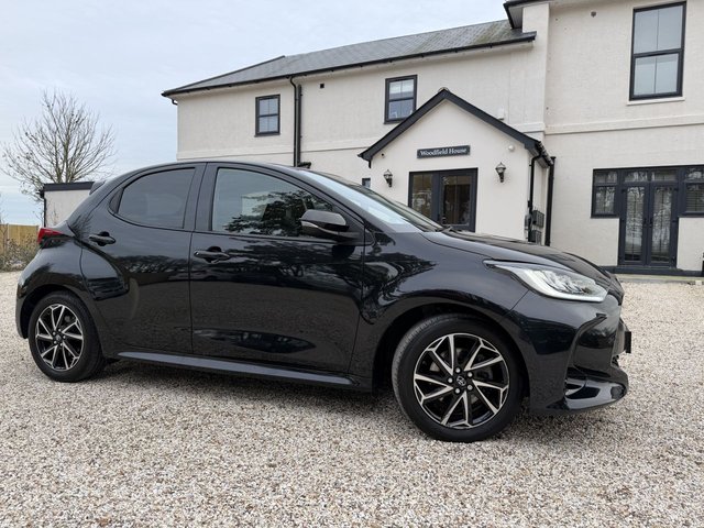 2022 72 Toyota Yaris 1.5 VVT-h Design Hatchback 5dr Petrol Hybrid E-CVT Euro 6 (s/s) (116 ps)