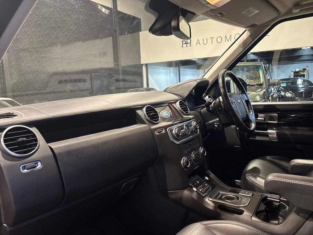 USED 2015 65 LAND ROVER DISCOVERY 4 3.0 SD V6 HSE Luxury SUV 5dr Diesel Auto 4WD Euro 6 (s/s) (256 bhp) 2 OWNERS|TIMING BELT REPLACED