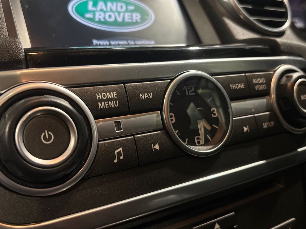USED 2015 65 LAND ROVER DISCOVERY 4 3.0 SD V6 HSE Luxury SUV 5dr Diesel Auto 4WD Euro 6 (s/s) (256 bhp) 2 OWNERS|TIMING BELT REPLACED