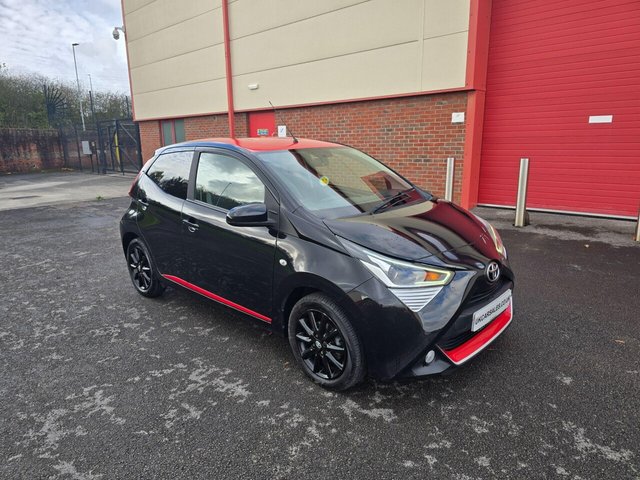 2019 TOYOTA AYGO - Photo 2
