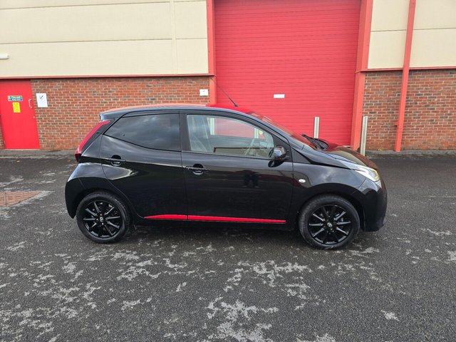 2019 TOYOTA AYGO - Photo 12