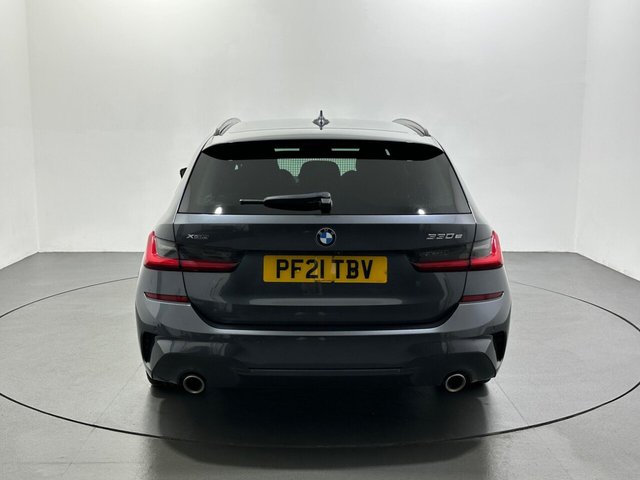 2021 BMW 3 Series - Photo 7