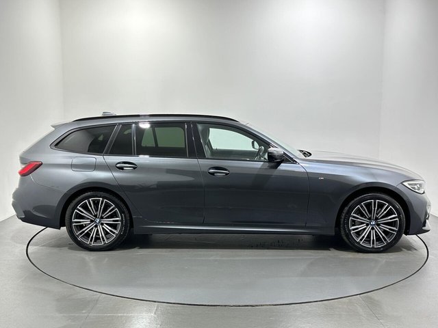 2021 BMW 3 Series - Photo 9