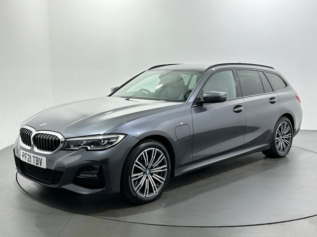 2021 BMW 3 Series - Photo 4