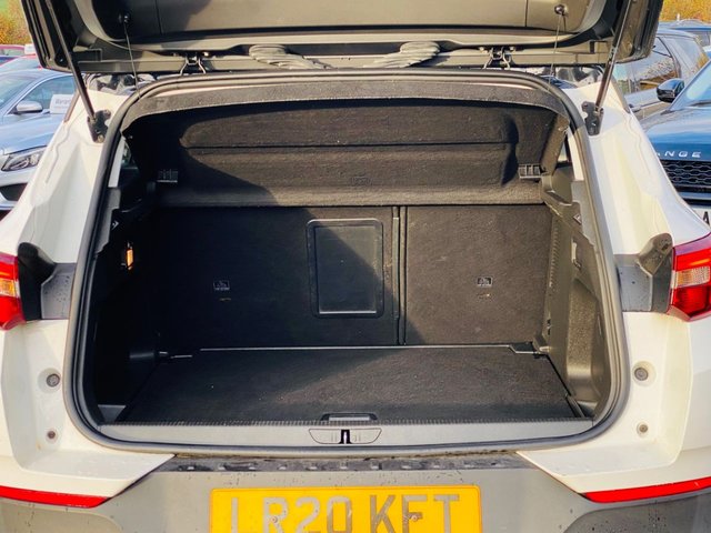 2020 Vauxhall Grandland X 1.2L SRI Nav 5dr - Photo 8