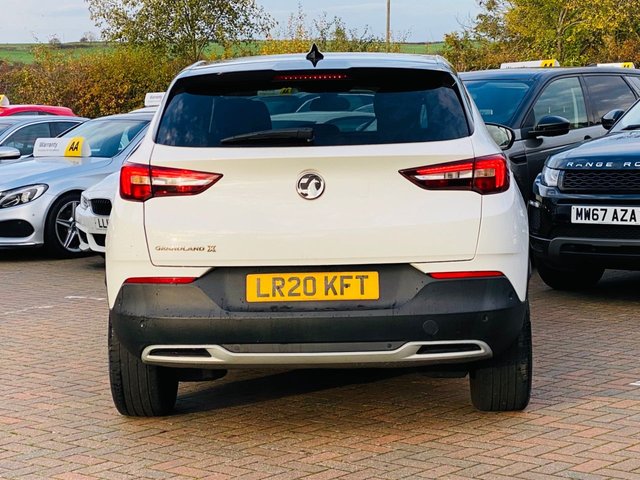 2020 Vauxhall Grandland X 1.2L SRI Nav 5dr - Photo 9