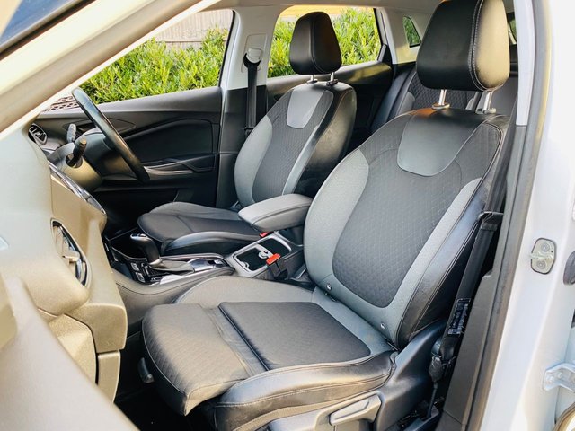 2020 Vauxhall Grandland X 1.2L SRI Nav 5dr - Photo 11