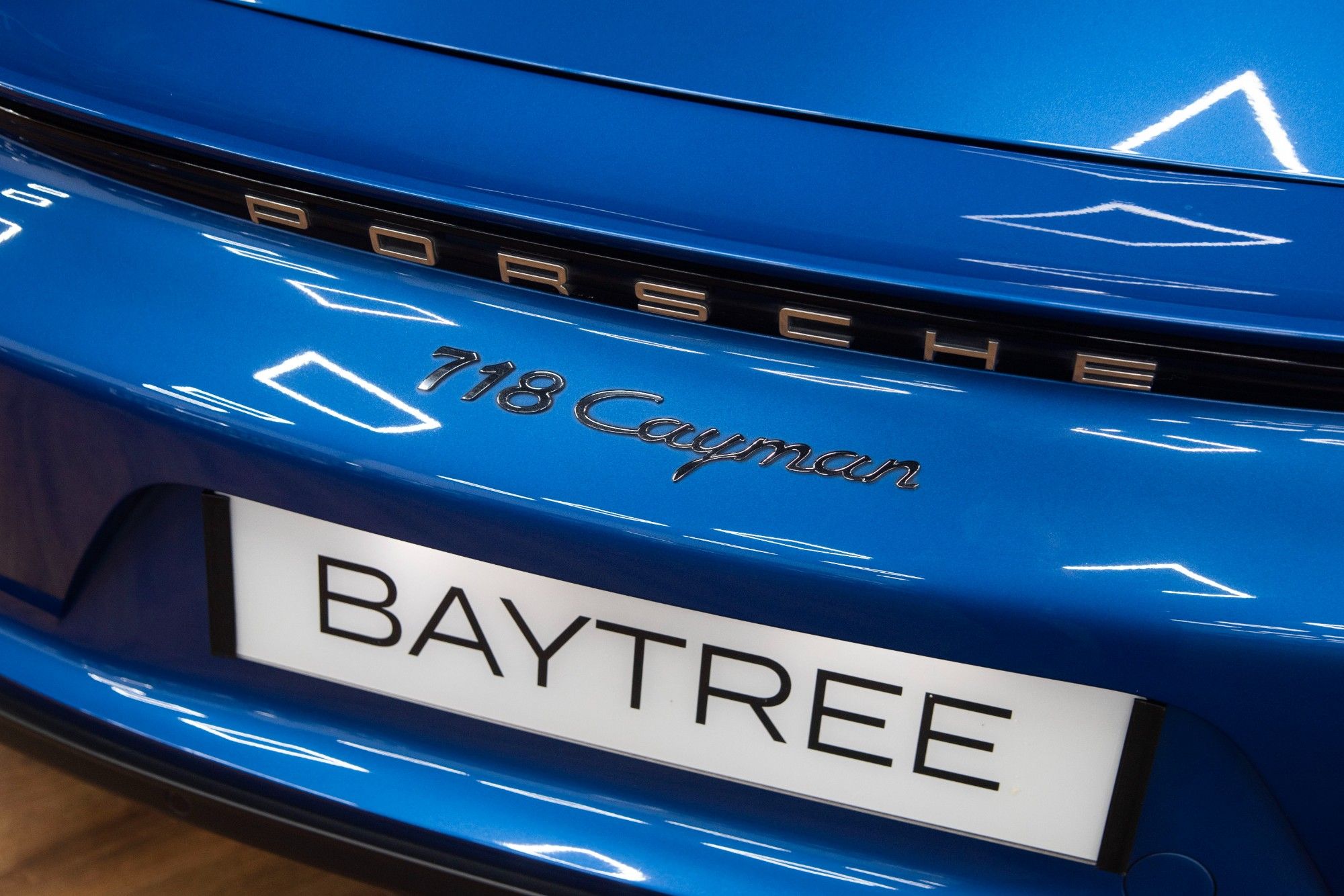 USED 2017 17 PORSCHE 718 CAYMAN 2.0T Coupe 2dr Petrol PDK  