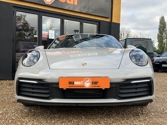 2019 Porsche 911 3L 992 Carrera 4s 2dr - Photo 4