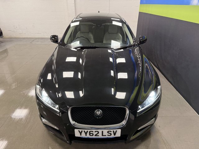 2012 Jaguar Xf 3L Portfolio 5dr - Photo 3